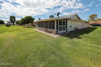 10429 W Prairie Hills Circle, Sun City, AZ 85351 - Photo 49
