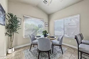 8126 W Watkins St, Phoenix, AZ 85043 - Photo 13