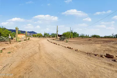 685 S Holmes Road, Apache Junction, AZ 85119 - Photo 41