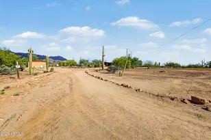 685 S Holmes Rd, Apache Junction, AZ 85119 - Photo 41