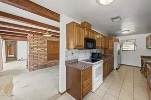 685 S Holmes Rd, Apache Junction, AZ 85119 - Photo 13