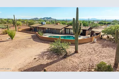 685 S Holmes Road, Apache Junction, AZ 85119 - Photo 59