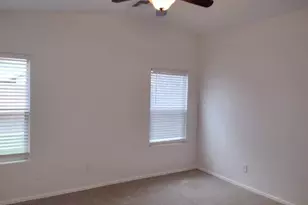 2079 E Saddlebrook Ct, Gilbert, AZ 85298 - Photo 9