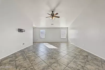 13950 W Maui Lane, Surprise, AZ 85379 - Photo 11