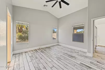 13950 W Maui Lane, Surprise, AZ 85379 - Photo 21