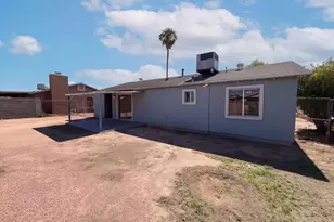 6208 W Alvarado Rd, Phoenix, AZ 85035 - Photo 27