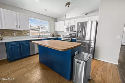 902 W Juanita Avenue, Gilbert, AZ 85233 - Photo 9