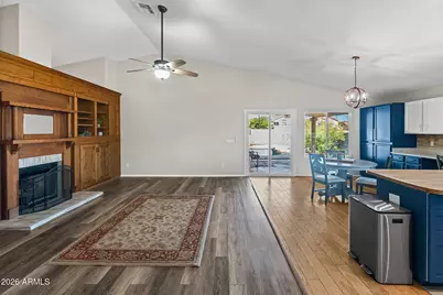 902 W Juanita Avenue, Gilbert, AZ 85233 - Photo 7