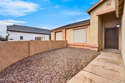 8568 W Reventon Drive, Arizona City, AZ 85123 - Photo 3
