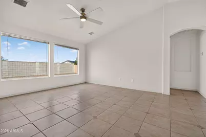 8568 W Reventon Drive, Arizona City, AZ 85123 - Photo 5