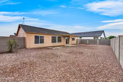 8568 W Reventon Drive, Arizona City, AZ 85123 - Photo 25