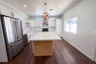 3016 N 47th St, Phoenix, AZ 85018 - Photo 3