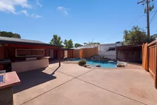 3016 N 47th St, Phoenix, AZ 85018 - Photo 5