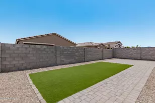 17287 W Valentine St, Surprise, AZ 85388 - Photo 43