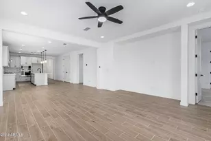 17287 W Valentine St, Surprise, AZ 85388 - Photo 11