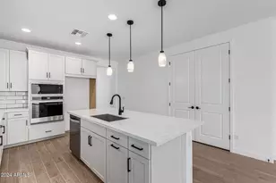 17287 W Valentine St, Surprise, AZ 85388 - Photo 19
