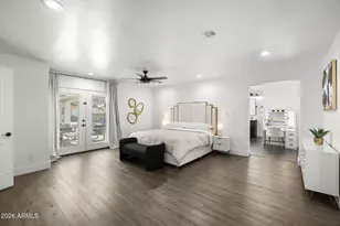 5009 E Wethersfield Rd, Scottsdale, AZ 85254 - Photo 11