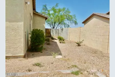 12527 W Diaz Drive, Arizona City, AZ 85123 - Photo 5