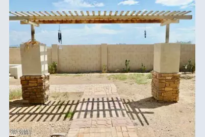 12527 W Diaz Drive, Arizona City, AZ 85123 - Photo 3