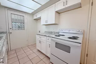 12812 N 111th Dr, Youngtown, AZ 85363 - Photo 9