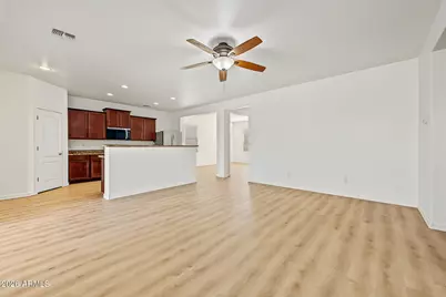 4434 W Crescent Road, San Tan Valley, AZ 85144 - Photo 7