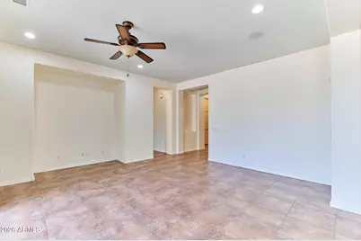 16920 W Hilton Avenue, Goodyear, AZ 85338 - Photo 7