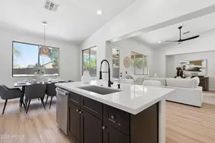 7805 S 21st Dr, Phoenix, AZ 85041 - Photo 23