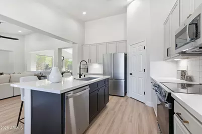 7805 S 21st Drive, Phoenix, AZ 85041 - Photo 21