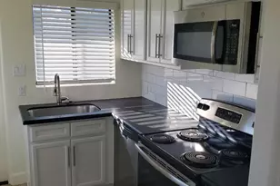 514 E Pierson St, Phoenix, AZ 85012 - Photo 5