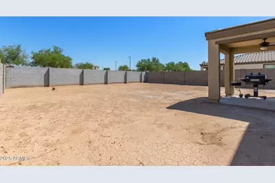 25548 W Euclid Avenue, Buckeye, AZ 85326 - Photo 35