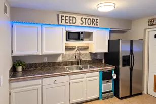 22 E Harrison St, Gilbert, AZ 85295 - Photo 9
