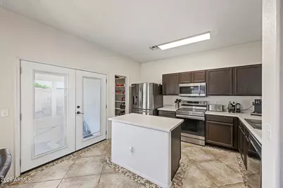 11839 W Roanoke Avenue, Avondale, AZ 85392 - Photo 13