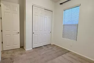991 E Holland Park Dr, Gilbert, AZ 85297 - Photo 5