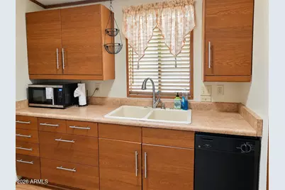 17200 W Bell Road #1563, Surprise, AZ 85374 - Photo 9