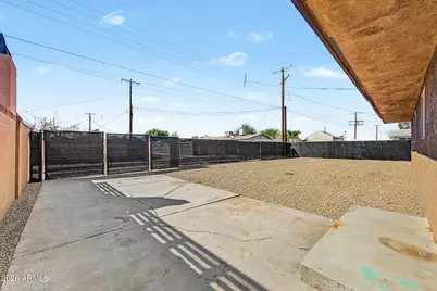10810 N 73rd Drive, Peoria, AZ 85345 - Photo 35