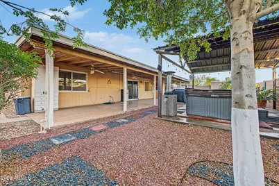 8941 W Monterey Way, Phoenix, AZ 85037 - Photo 39