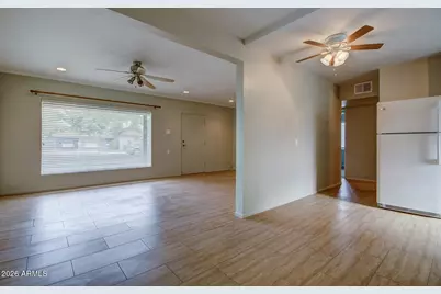 7023 N 11th Place, Phoenix, AZ 85020 - Photo 11