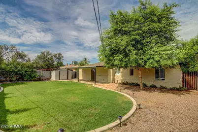 7023 N 11th Place, Phoenix, AZ 85020 - Photo 13