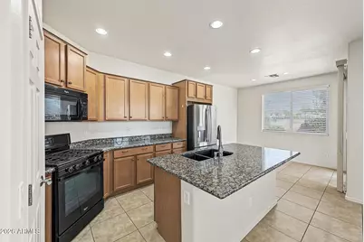 18188 W Carmen Drive, Surprise, AZ 85388 - Photo 17