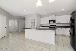 4019 S 181st Dr, Goodyear, AZ 85338 - Photo 9