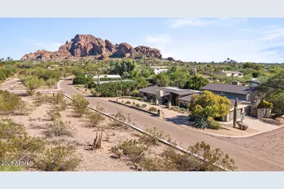 4303 E McDonald Drive, Phoenix, AZ 85018 - Photo 61