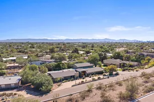 4303 E McDonald Dr, Phoenix, AZ 85018 - Photo 65
