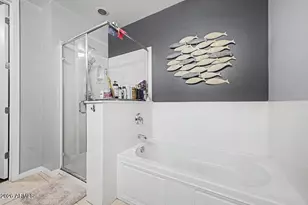 1 E Lexington Ave, Phoenix, AZ 85012 - Photo 23