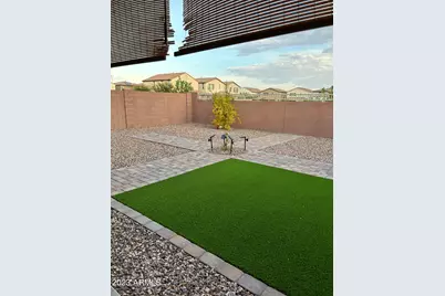 8841 W Fleetwood Lane, Glendale, AZ 85305 - Photo 7