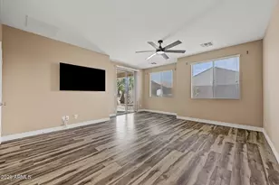 18527 W Surprise Farms Loop N, Surprise, AZ 85388 - Photo 29