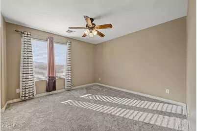18527 W Surprise Farms Loop N, Surprise, AZ 85388 - Photo 35