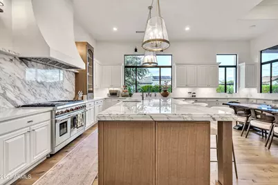 2748 E Hummingbird Way, Gilbert, AZ 85297 - Photo 23
