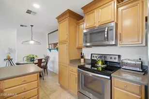 1633 E Lakeside Dr, Gilbert, AZ 85234 - Photo 19