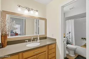 1633 E Lakeside Dr, Gilbert, AZ 85234 - Photo 11
