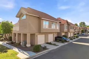 1633 E Lakeside Dr, Gilbert, AZ 85234 - Photo 31